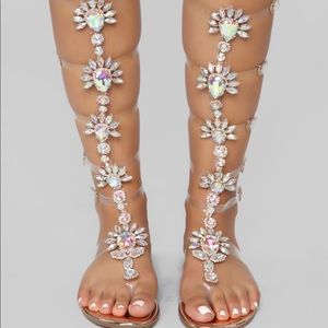 Fashion Nova Queen Status Flat Sandal - Rose Gold